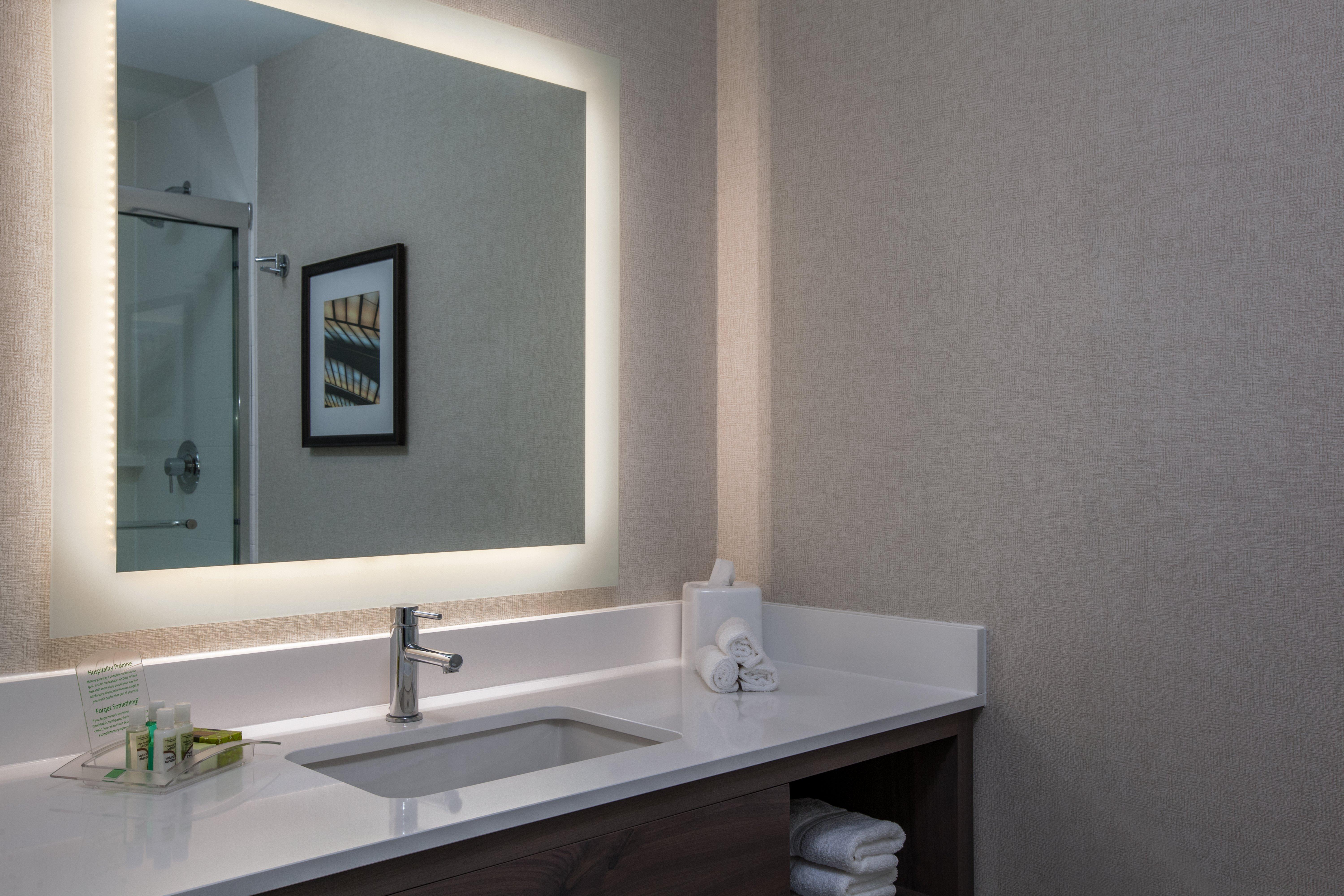 Holiday Inn Cleveland Clinic By Ihg Εξωτερικό φωτογραφία