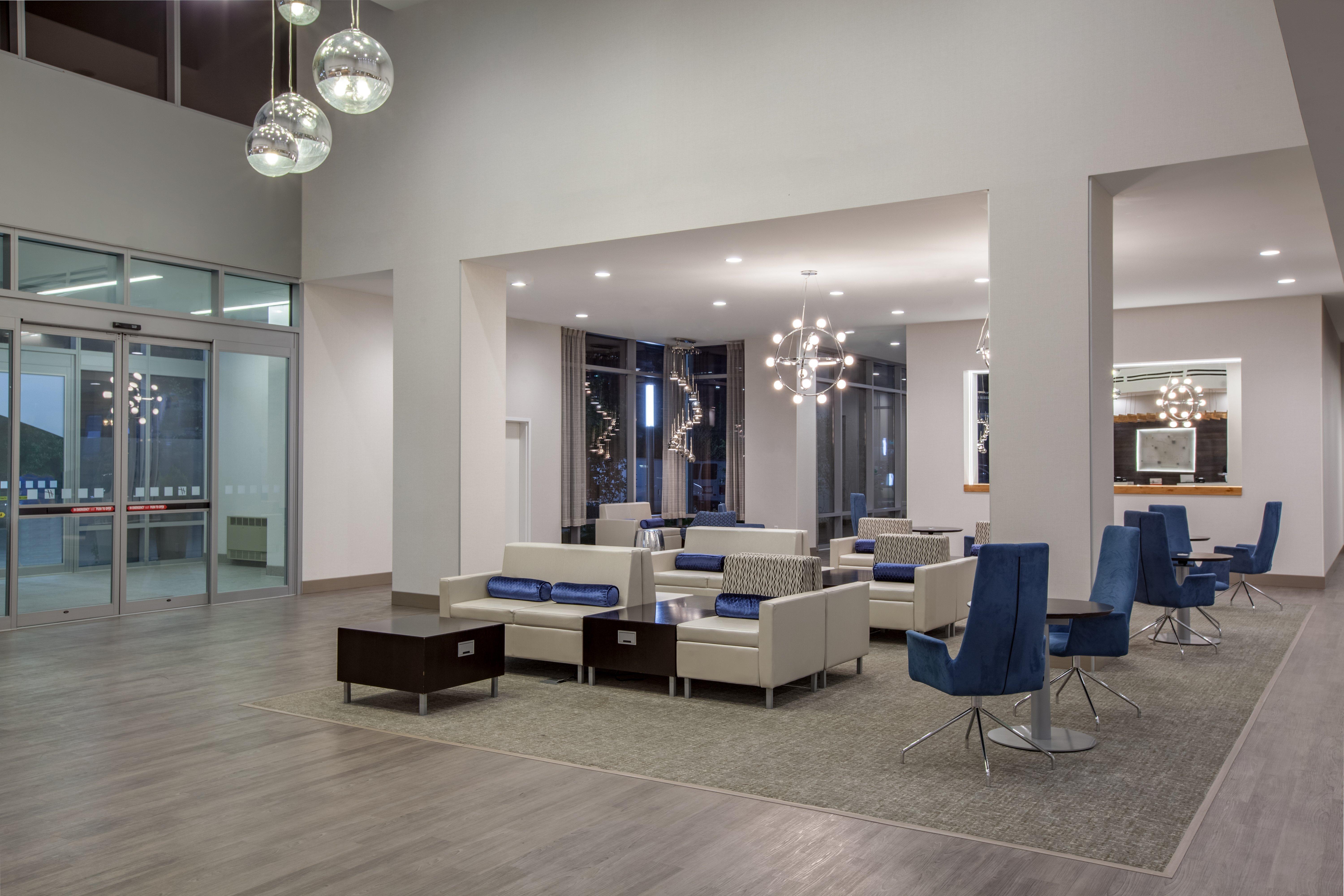 Holiday Inn Cleveland Clinic By Ihg Εξωτερικό φωτογραφία