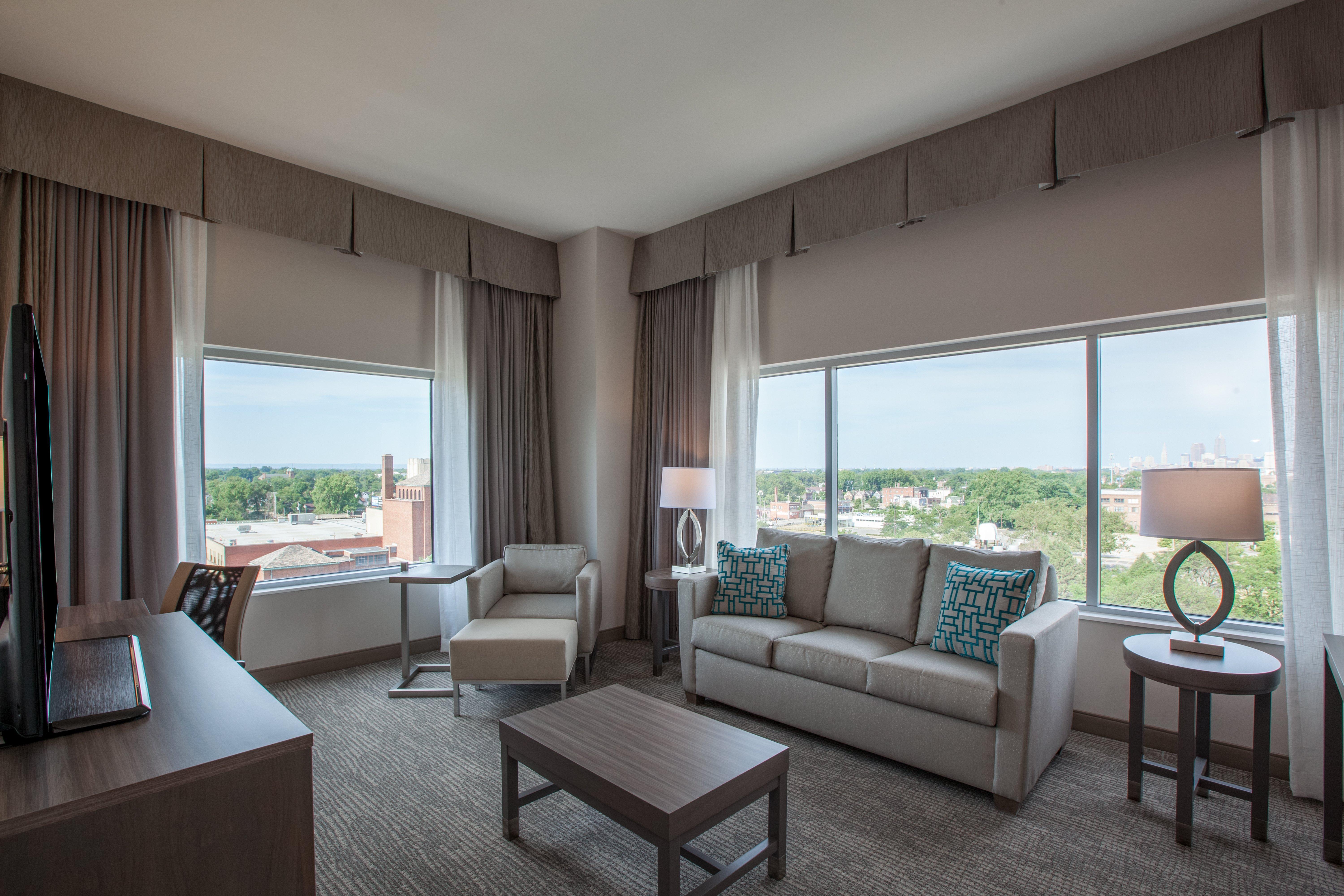 Holiday Inn Cleveland Clinic By Ihg Εξωτερικό φωτογραφία